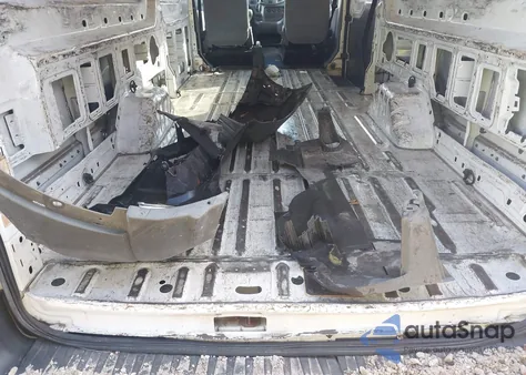 2017 Ford Transit-250 z USA, uszkodzony, nr VIN 1FTYR3XM6HKB13454